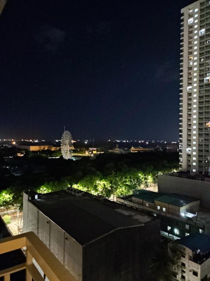 Schoenes Apartment Mit Pool-Nutzung Манила Екстериор снимка