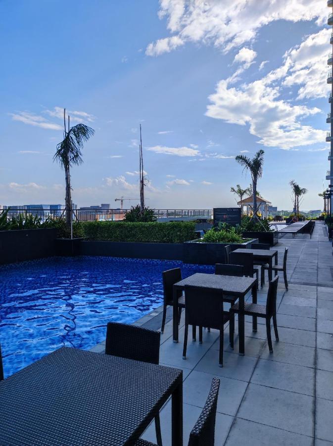 Schoenes Apartment Mit Pool-Nutzung Манила Екстериор снимка