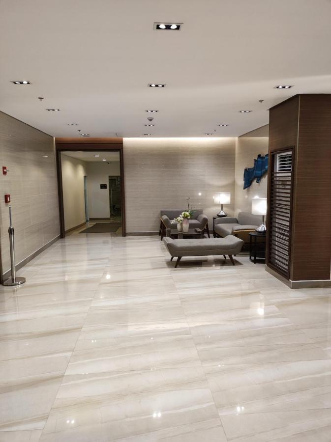 Schoenes Apartment Mit Pool-Nutzung Манила Екстериор снимка