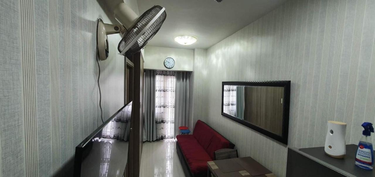 Schoenes Apartment Mit Pool-Nutzung Манила Екстериор снимка